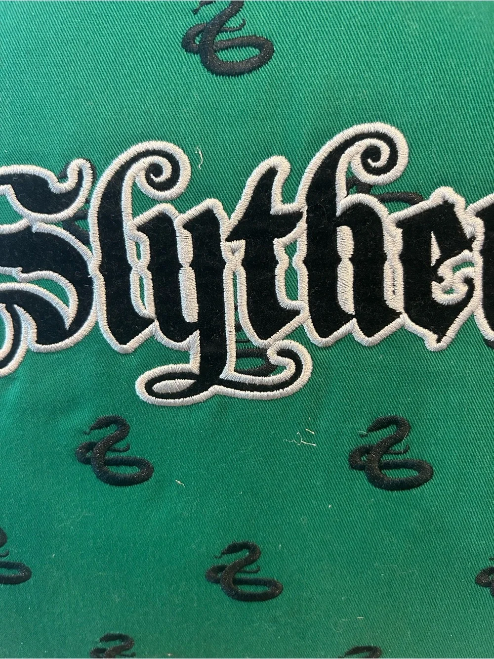 Wizarding world of Harry Potter Slytherin Accent Pillow very slight wear GUC